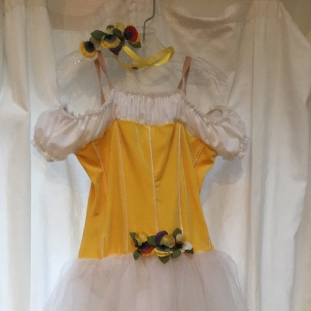Yellow and white velvet dance costume